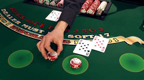 How to Play Blackjack in Vegas .